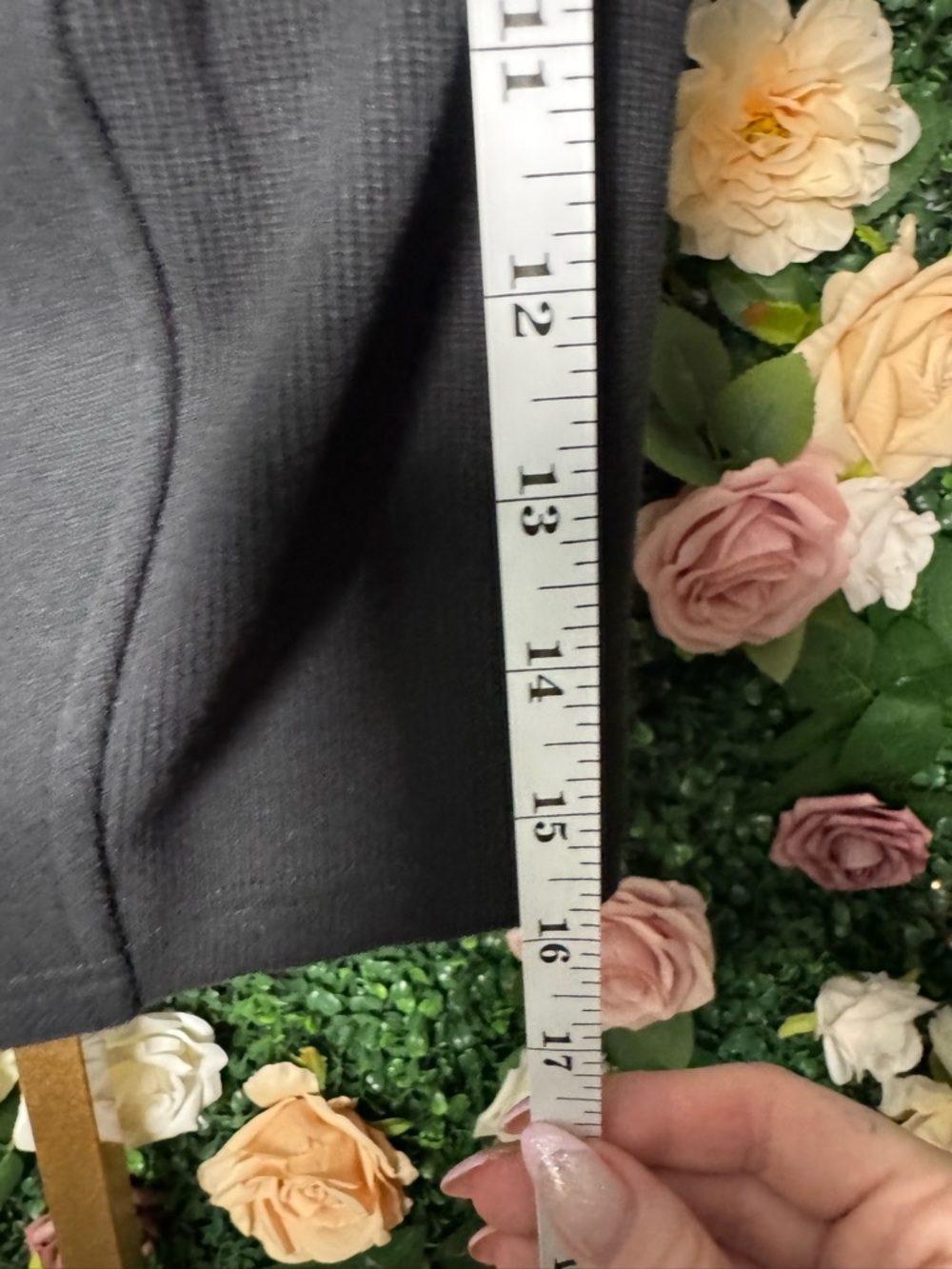Lululemon Scuba High Rise Mini Skirt - Picture 7 of 7